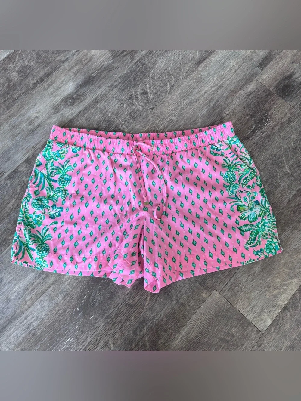 Lilly Pulitzer 5